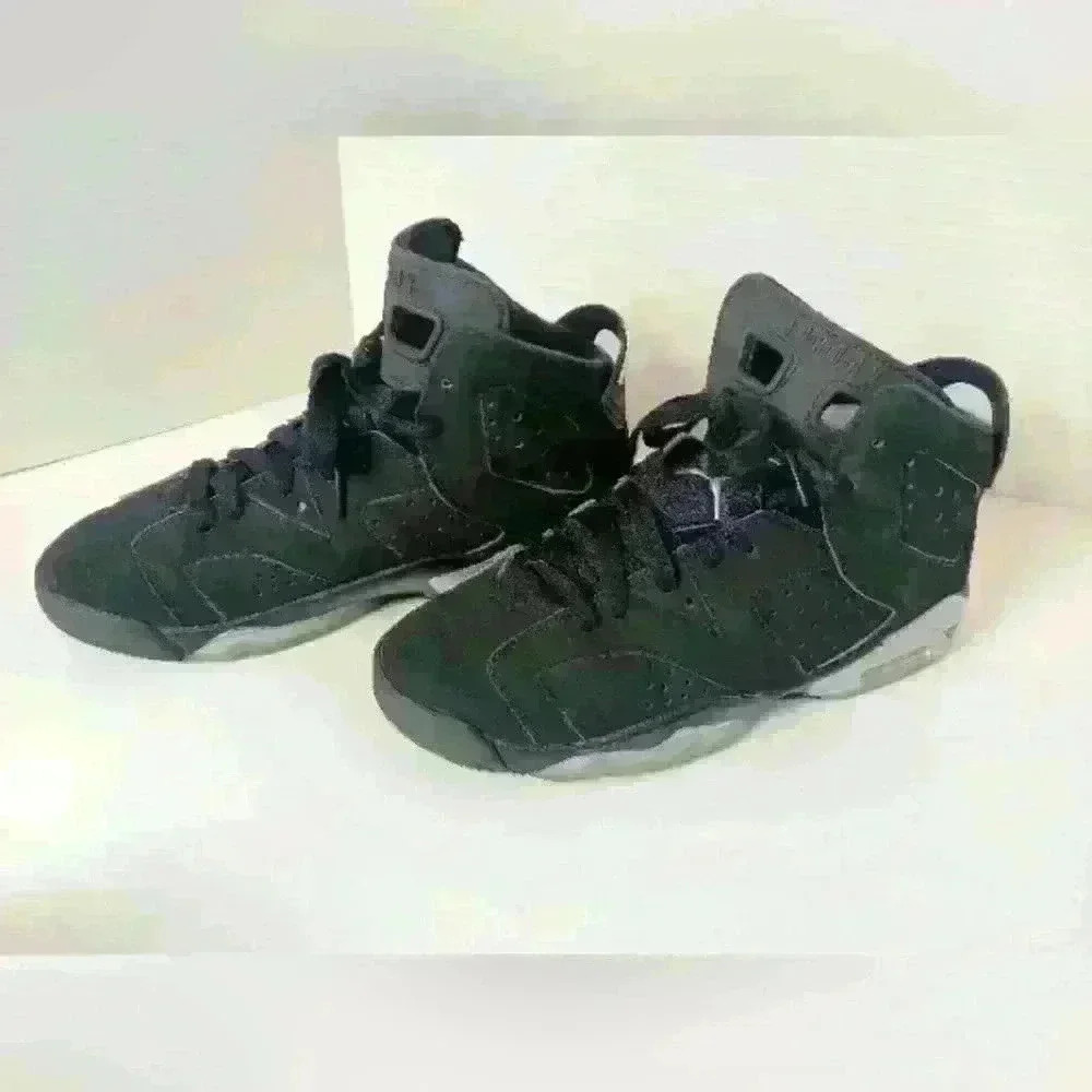 Nike Air Jordan 6 Retro Chrome Metallic Silver Black 4.5Y